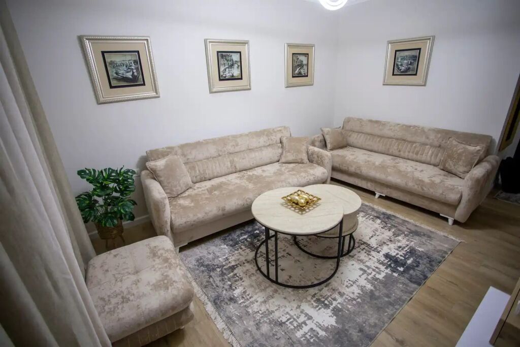 Affitto | Apartament 1 + 1 | Xhamlliku | 500 €/mese