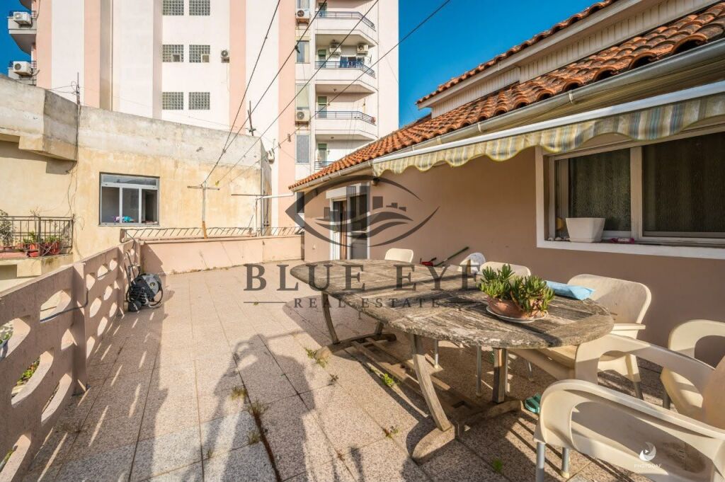 Vilë Elitare për Shitje në Zemër të Durrësit – Pranë Bashkisë.
