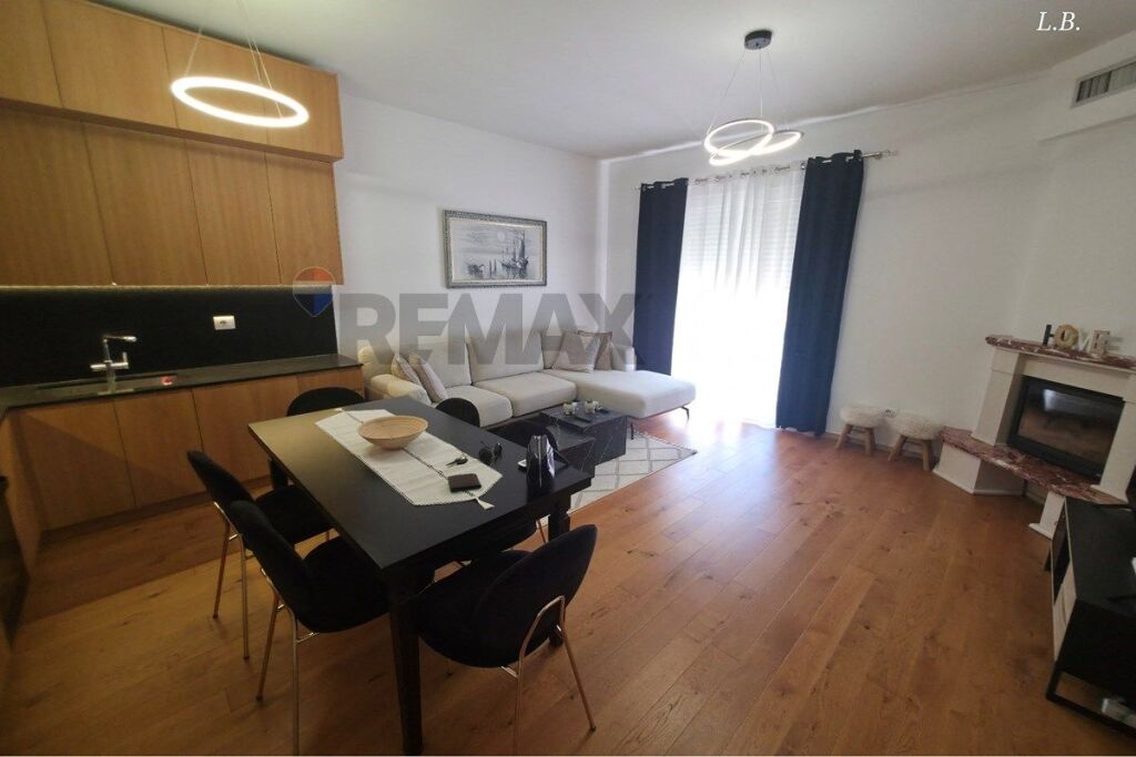Apartament - Për Qira - Secret Garden Rezidencë, Tiranë