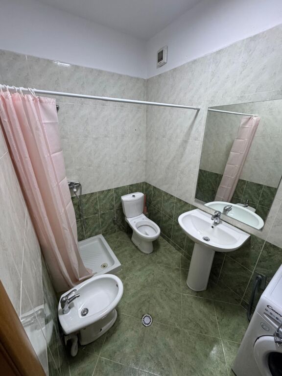 Affitto | Apartament 1 + 1 | Rruga e Elbasanit | 550 €/mese