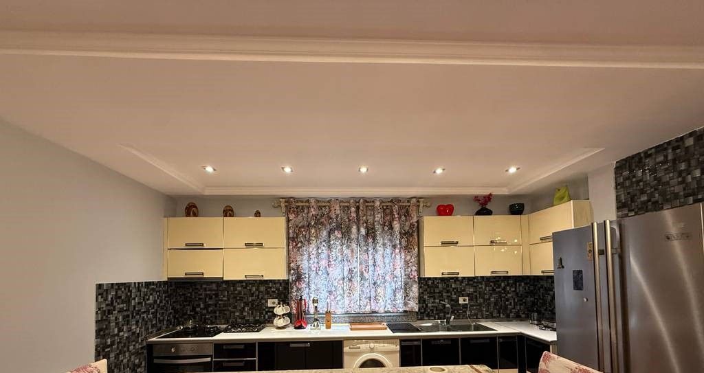 EKSKLUZIVE! OKAZION SHESIM APARTAMENT 2+1 ,BUZE RRUGES "DRITAN HOXHA",TIRANE!