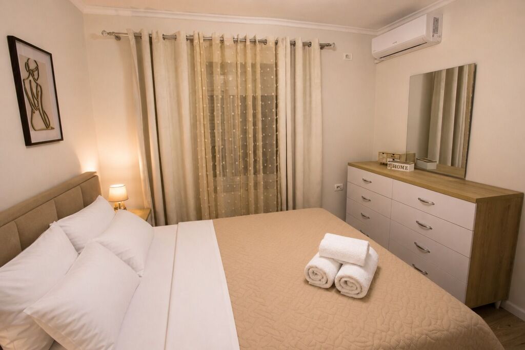Affitto | Apartament 1 + 1 | Xhamlliku | 500 €/mese