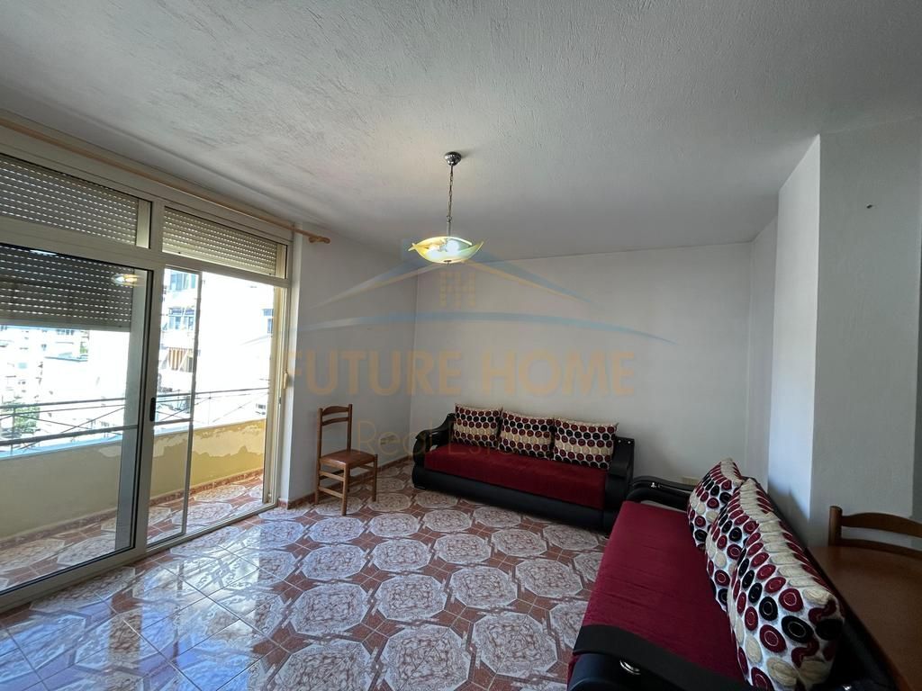 For sale, Apartment 1+1, Center, Durres