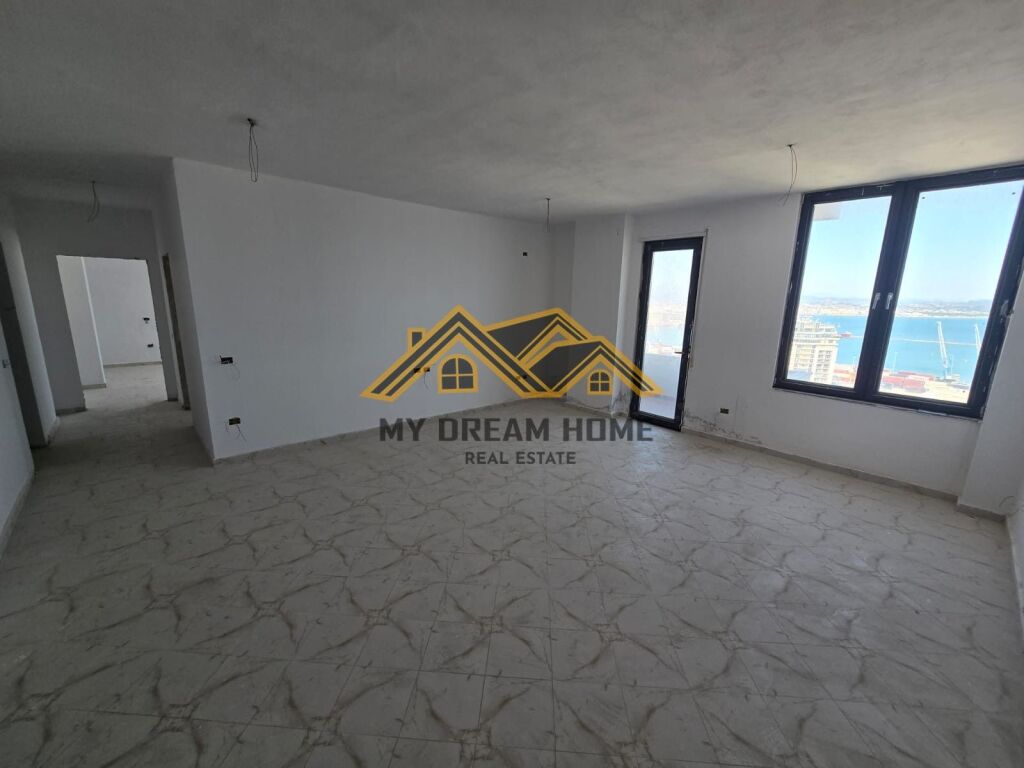 Apartament 2+1+2+2 Ballkone per Shitje ne Vollga,Durres Pamje e Plote nga Deti
