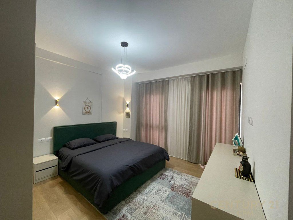 Apartament 2+1+2 per shitje tek 21-Dhjetori