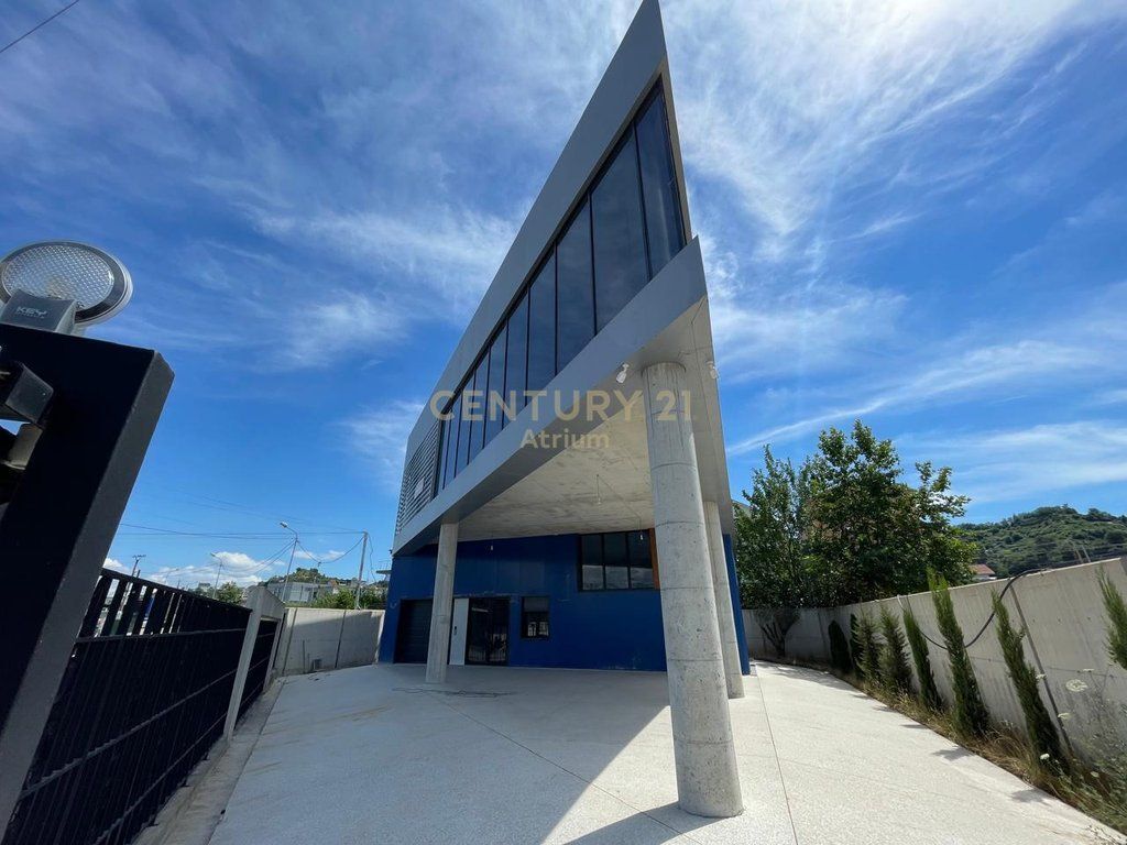 TIRANA-DURRES HIGHWAY, COMMERCIAL BUILDING FOR RENT IN FRONT OF QTU!!!