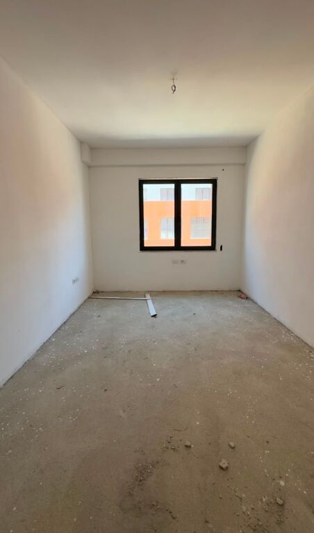 Shitet apartament 2+1+2 tek Unvers City , QTU .
