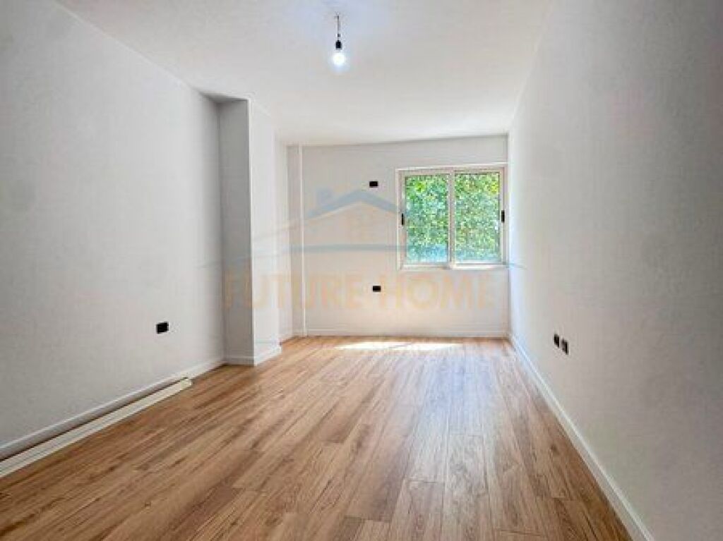 Shitet, Apartament 2+1+2, Don Bosko, Tiranë