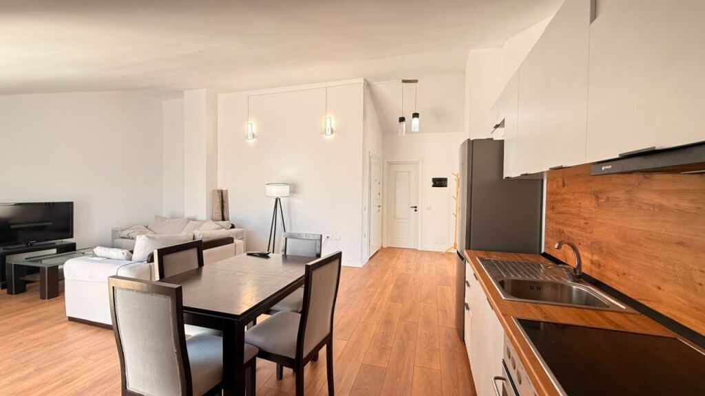 Apartament 2+1 me qira ne Fresk