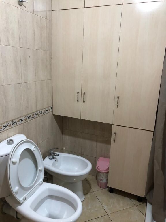 Jepet Me Qera Apartament 1+1+1 Ballkon