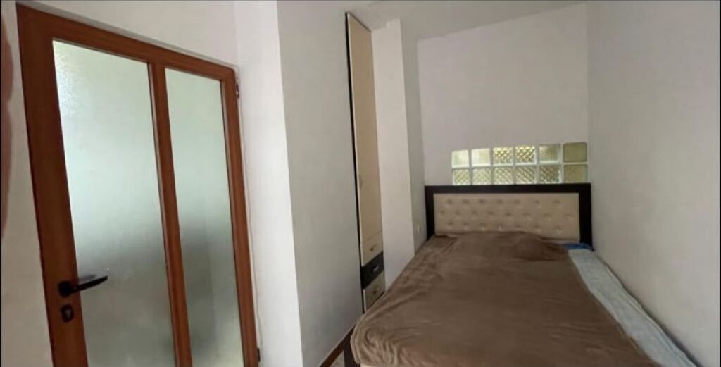 1+1 in affitto/ vendita a Myslym Shyr 50 m2 palazzo con ascensore