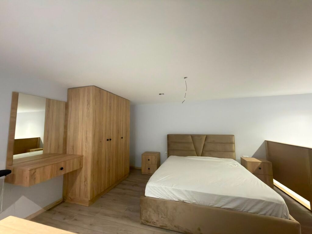 Jepet me qira apartament (Dupleks Tek Golden Park 3