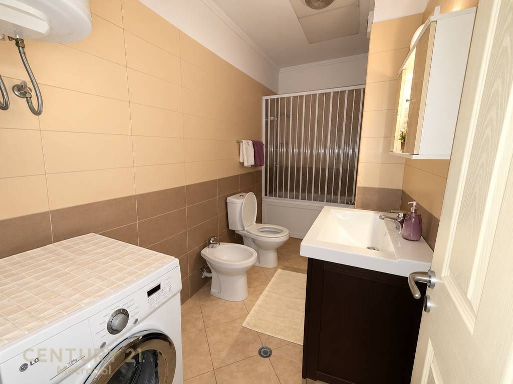Appartamento 2+1+2 a Shkozë, Tirana - In Vendita | 107 m² 135,000 €