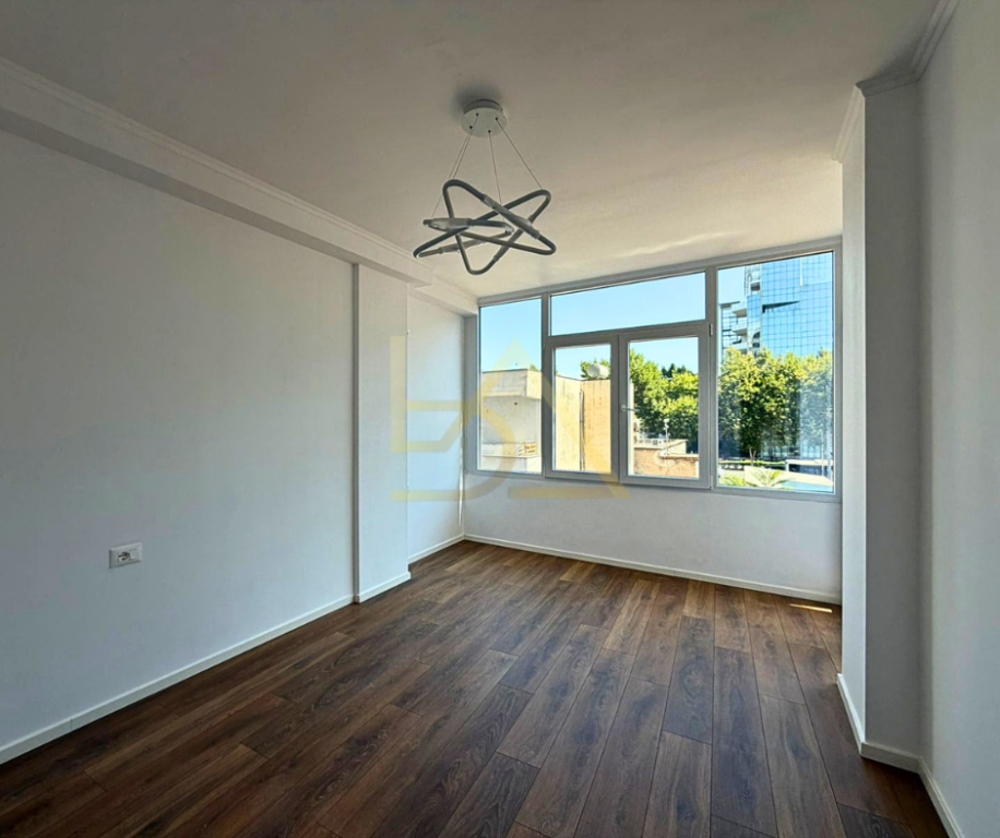 Apartament 1+1 për Shitje – Rruga Dritan Hoxha, Laprakë, Tiranë