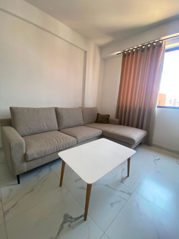 Jepet me qira apartament 1+1 ne Astir