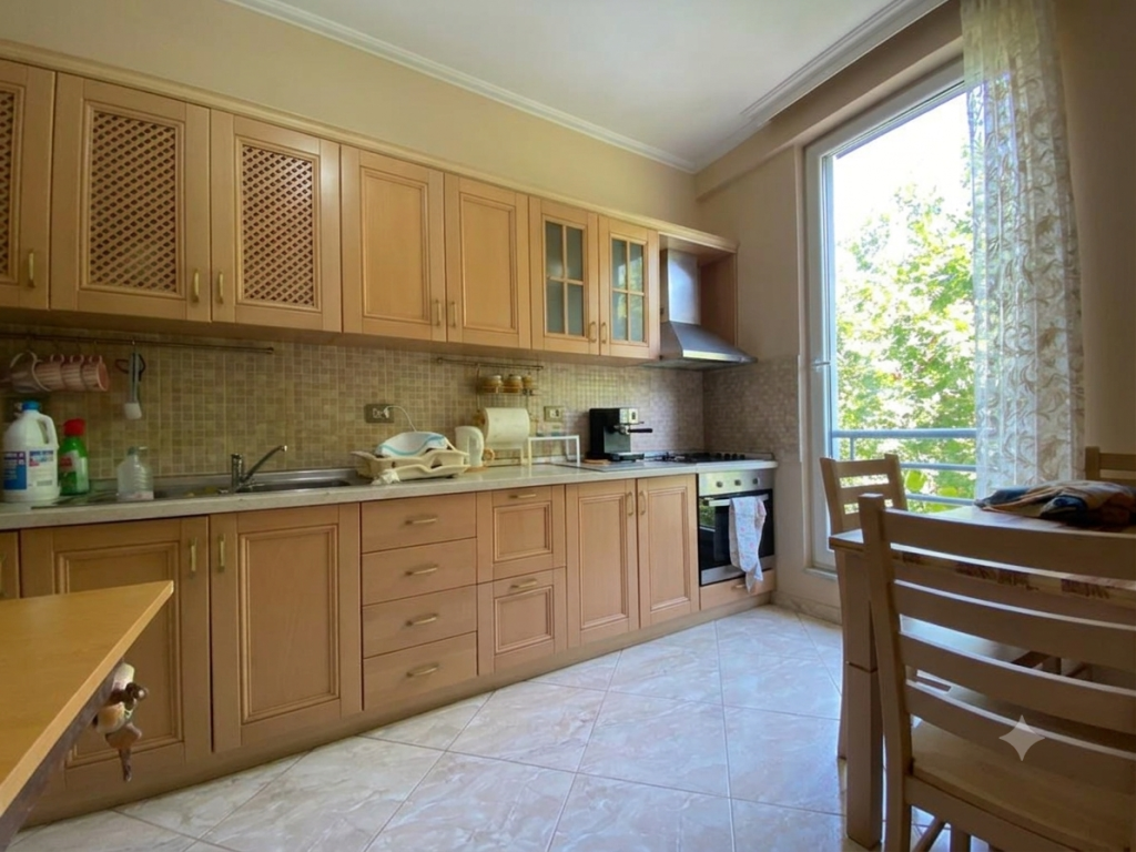 Qira, Apartament 1+1, Laprake