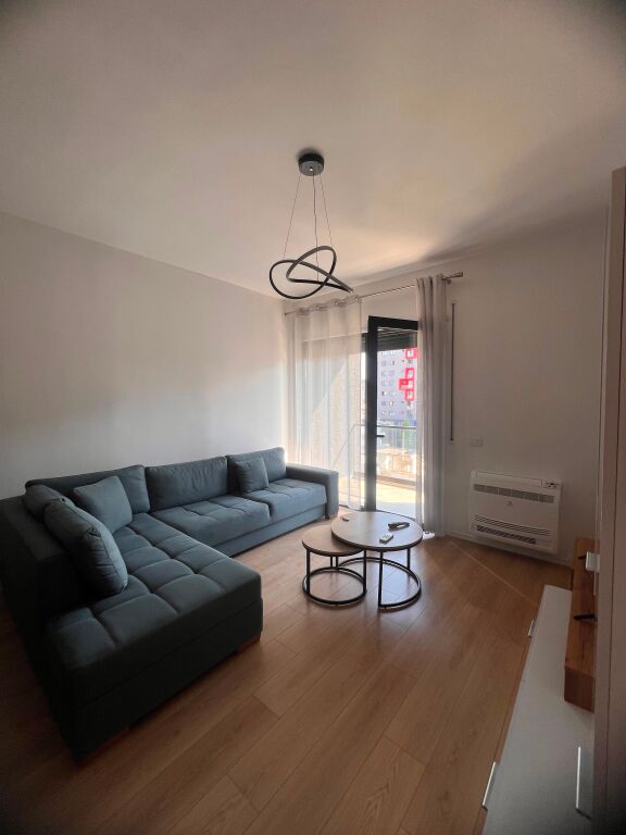 Oasis residenc , Jepet 1+1+parking per qera