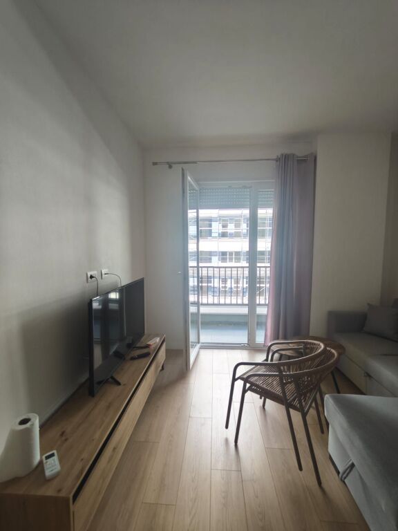 Apartament 1+1 per qera tek Univers City !