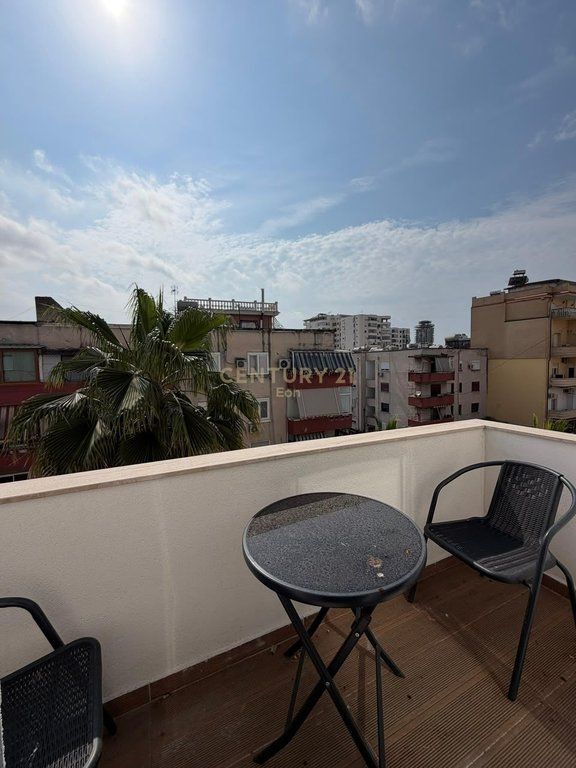 Appartamento 2+1+2 in affitto nel Centro di Durazzo! 700 € /Mese