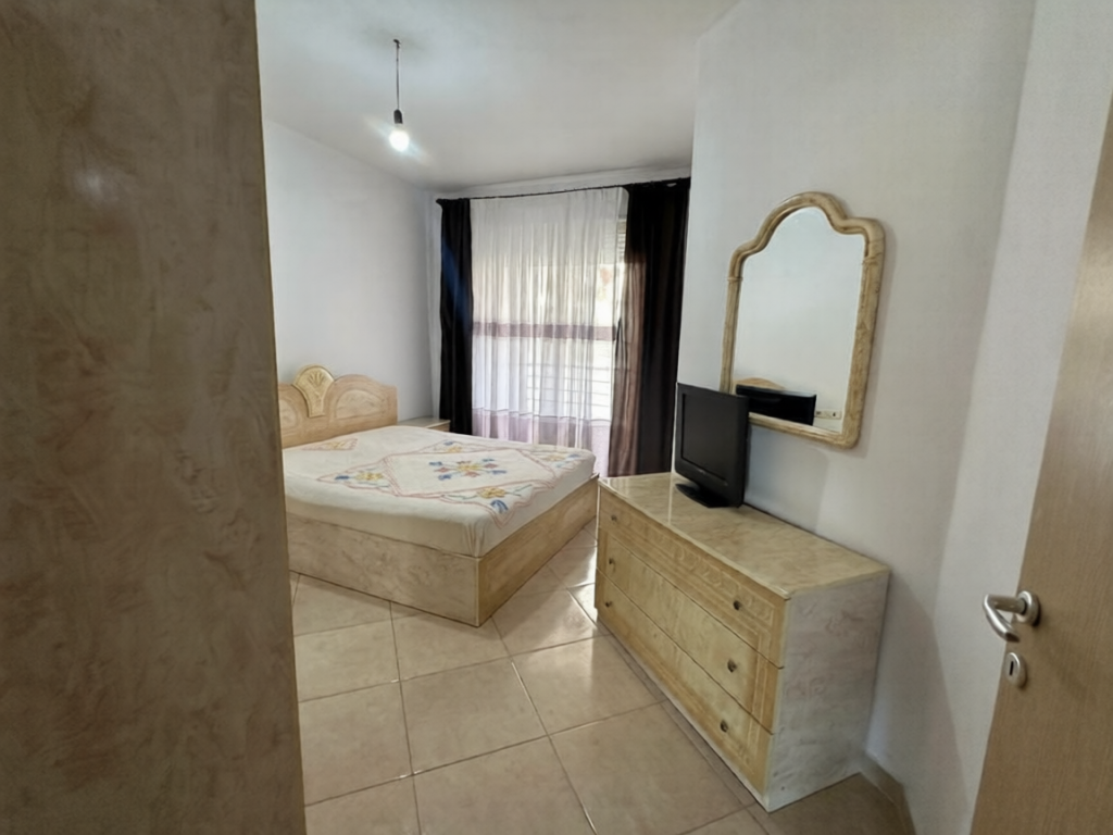 Apartament 3+1+2 me Qira - Misto Mame