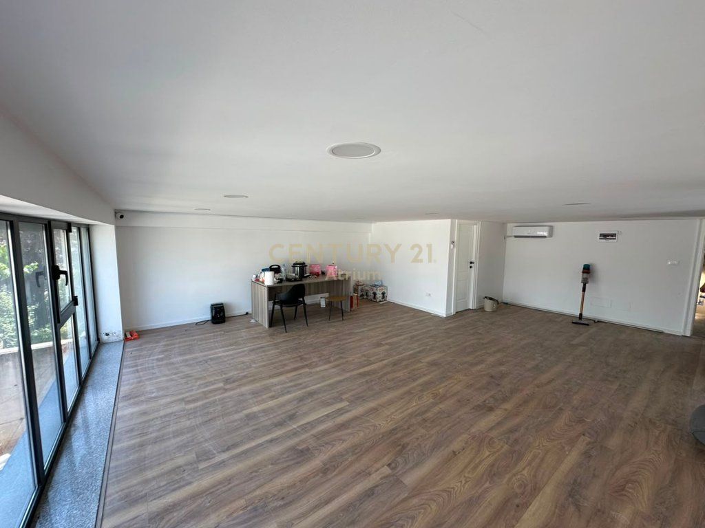 TIRANA-DURRES HIGHWAY, COMMERCIAL BUILDING FOR RENT IN FRONT OF QTU!!!