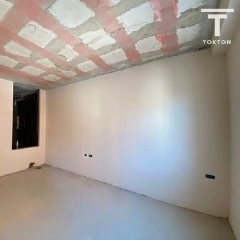 QIRA, AMBIENT BIZNESI, WHITE PALACE RESIDENCE, PASKUQAN