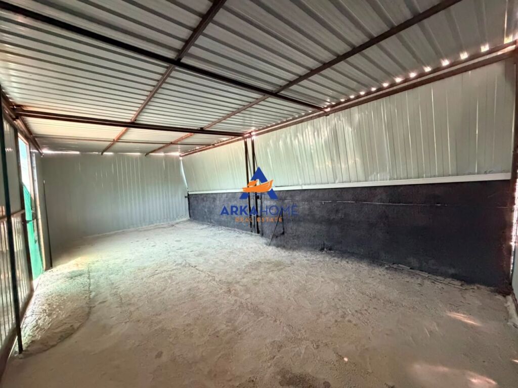 FOR RENT WAREHOUSE+LAND "AT URA E BESHIRIT,KOMBINAT" 50000 LEKE