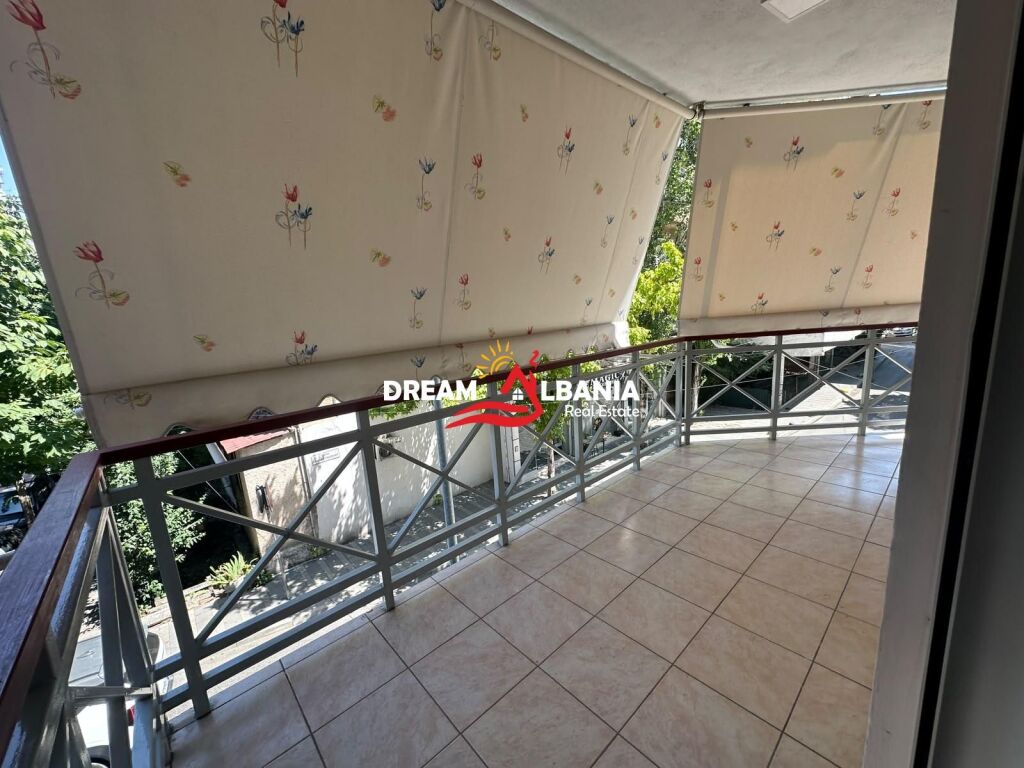 Ufficio in affitto in via Lidhja e Prizrenit a Garda, Tirana (ID 42215485)