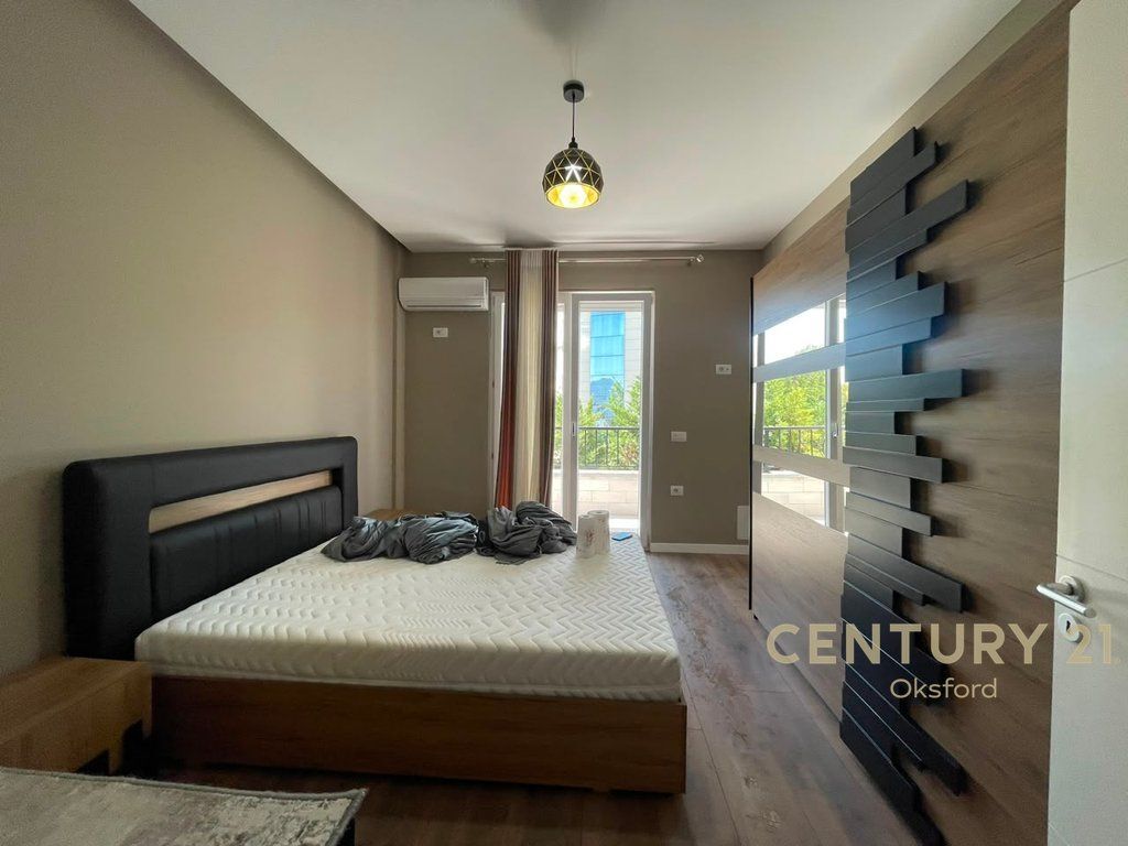 APPARTAMENTO IN AFFITTO 2+1+2+POSTO AUTO AL GIARDINO BOTANICO! 900 € /Mese