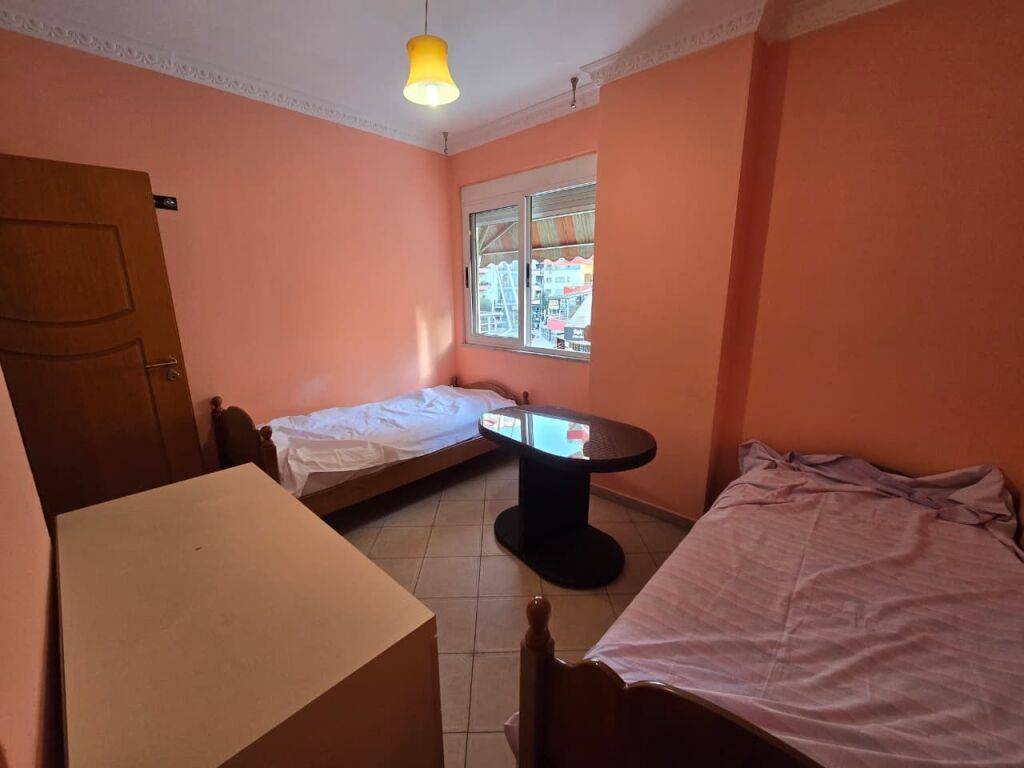 Apartament 2+1+2 me Qira Astir Rruga Mikel Maruli