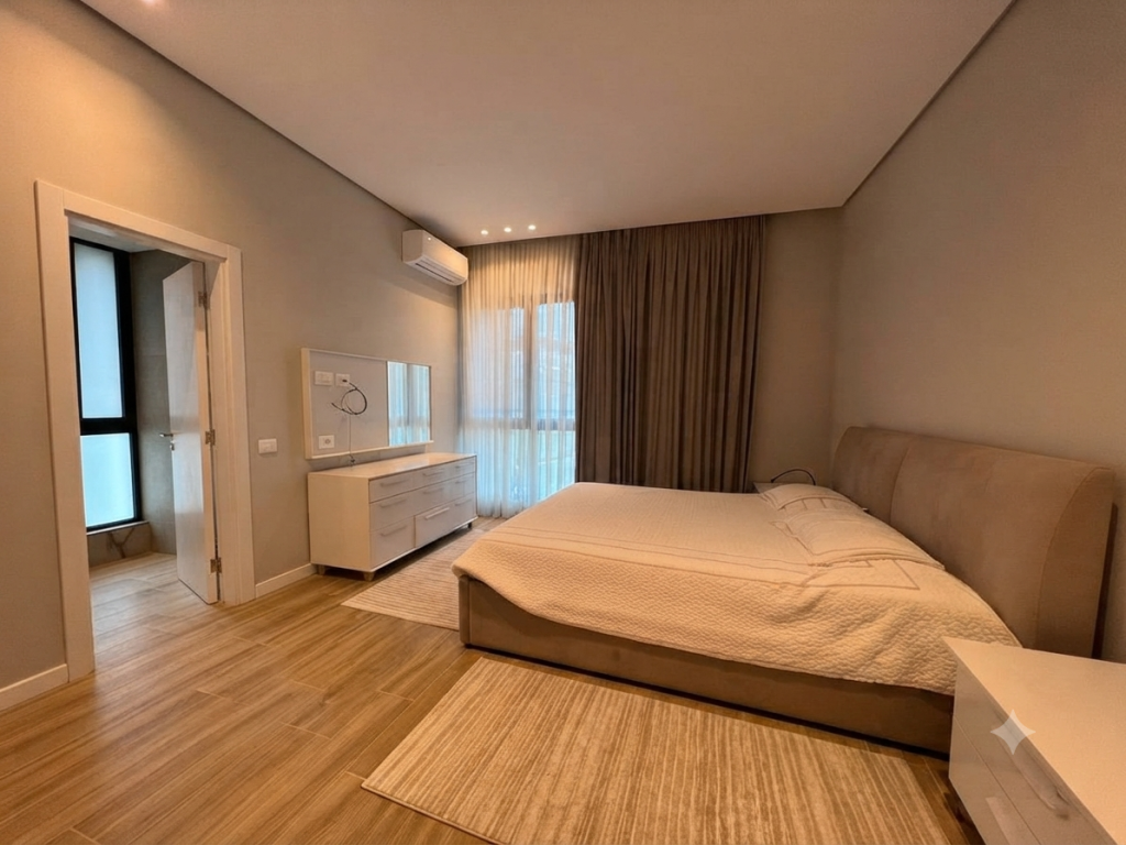 Qera, Apartament 2+1+2 + Post Parkimi, Square 21, Rruga e Kavajës