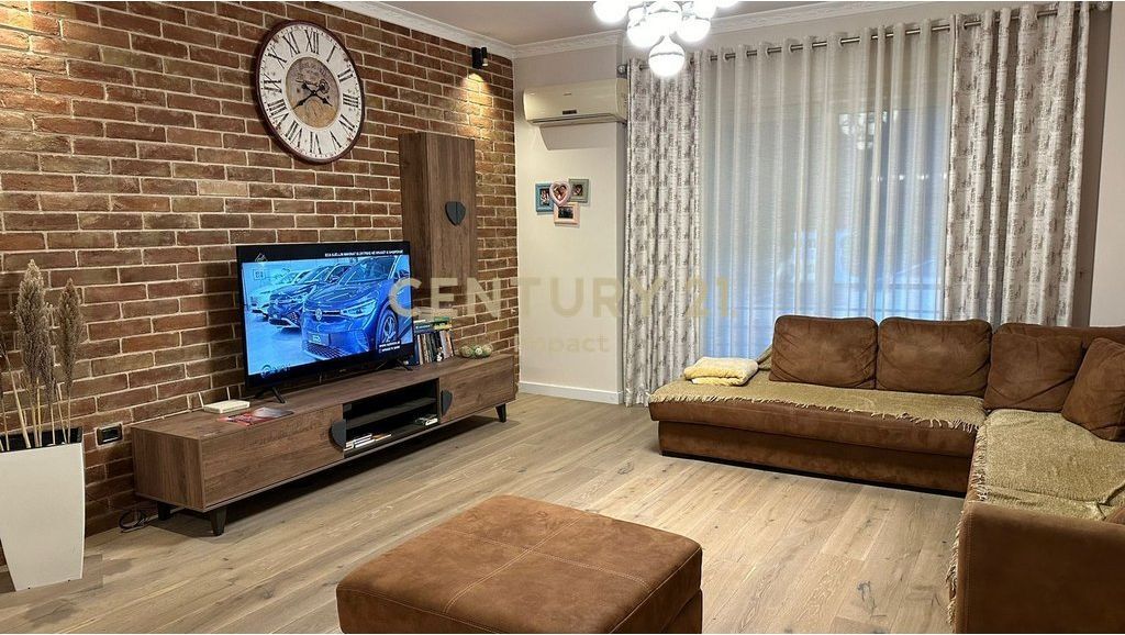 APARTMENT 2+1+2 FOR RENT DON BOSKO,VIZION PLUS!