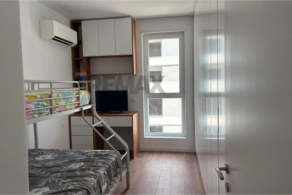 Affittasi appartamento 2+1 a Univers City