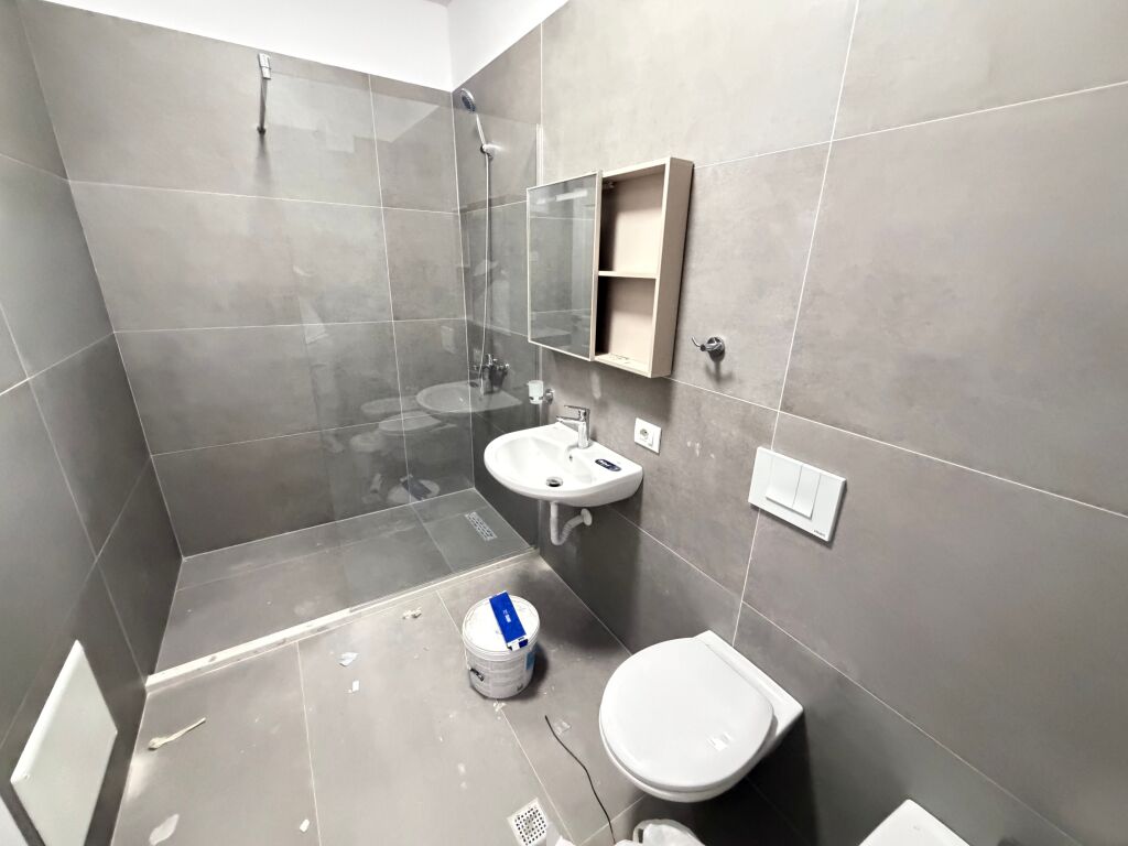 For rent 2+1 Opposite Klanit