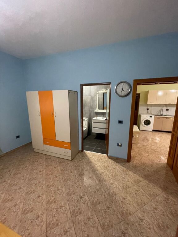 For rent entrance 2+1 in Astir