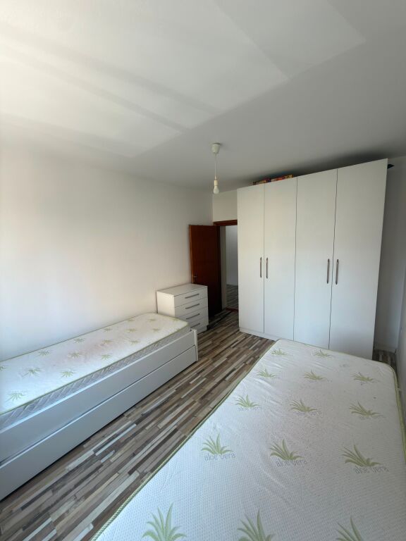 🔑SHITET - Apartament 2+1+2 tek Komuna e Parisit