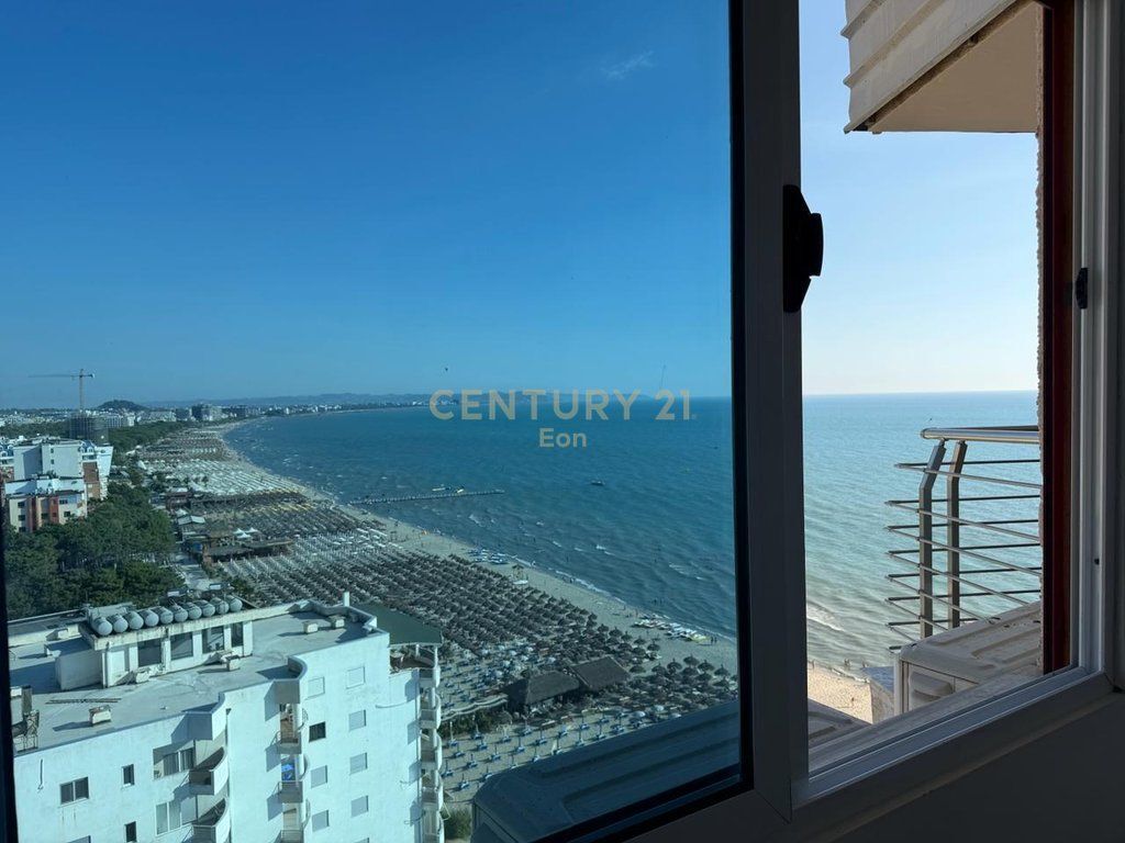 VENDESI SUPER APPARTAMENTO 1+1 IN PRIMA FILA CON VISTA MARE ALLO SCOGLIO DI KAVAJA, DURRES !