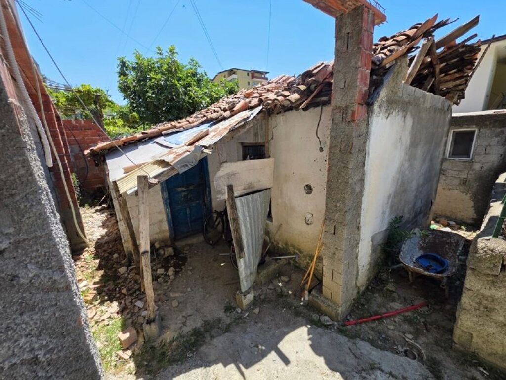 🏡 SHITET SHTËPI 2.5 KATE NË SHËNGJIN