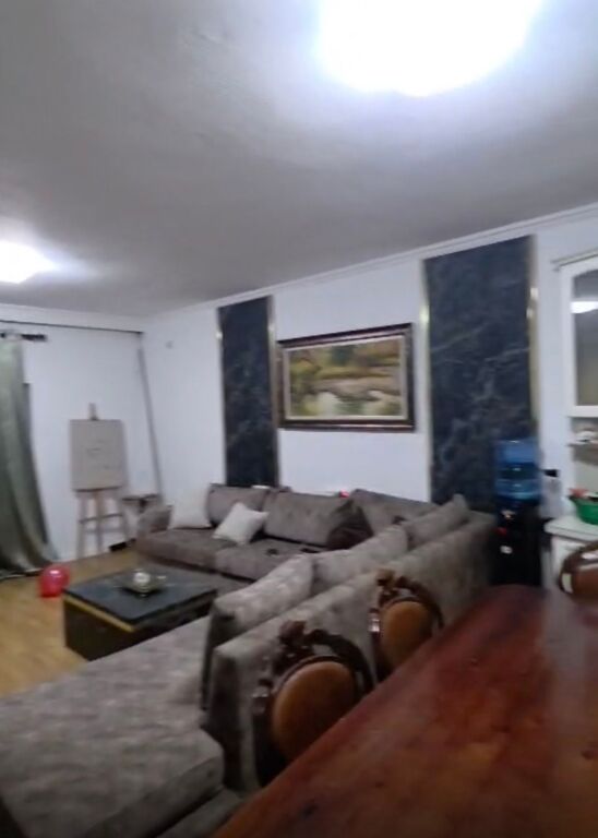 Apartment for sale 3+1+2 at Komuna e Parisit