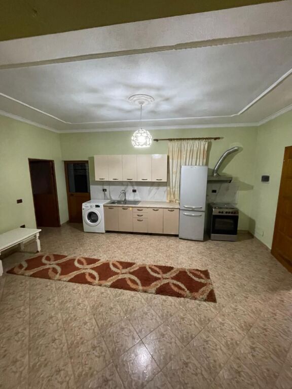 For rent entrance 2+1 in Astir