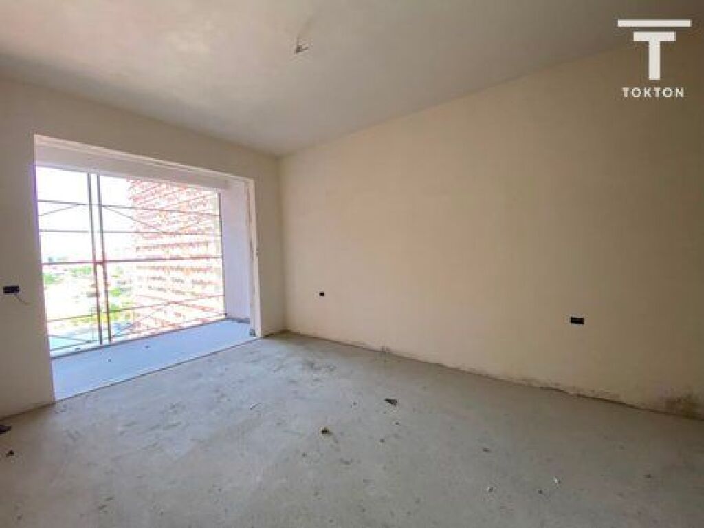 SHITET, APARTAMENT 3+1+2, RIVERSIDE RESIDNECE, RRUGA: "STAVRI THEMELI", TIRANË