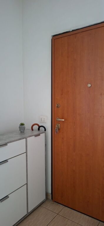 Affittasi Appartamento 2+1+1 con Balcone