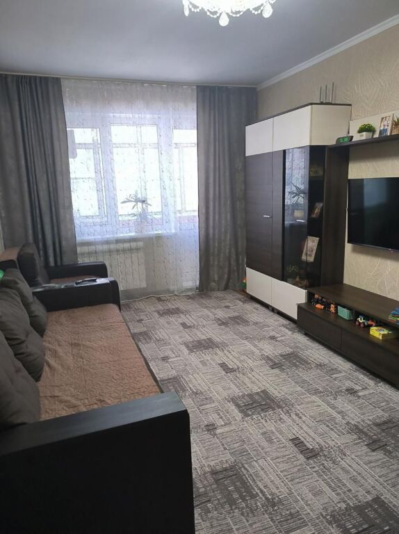 Vasil Shanto, jepet me qera apartament 1+1.