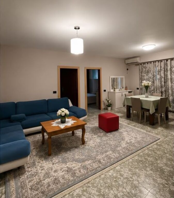 Komuna e Parisit, Shitet apartament 2+1 me Hipoteke 132m2!
