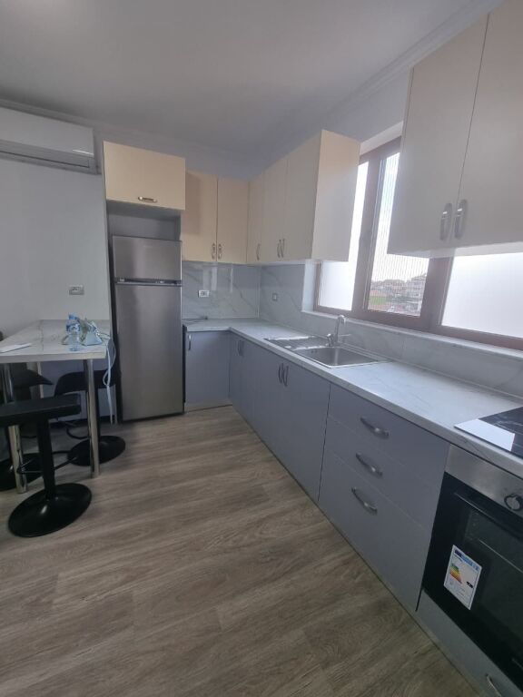 Jepet ap me qera 1+1 📍Ne fillim te Shkozes,   