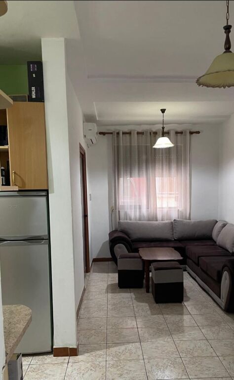Appartamento 1+1 in affitto, via Myslym Shyr Him Kolli 500 Mila leke