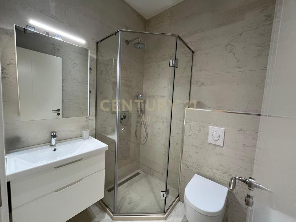 Shitet Apartament 2+1+2 tek Kodra e Diellit 1 – Pranë British School!