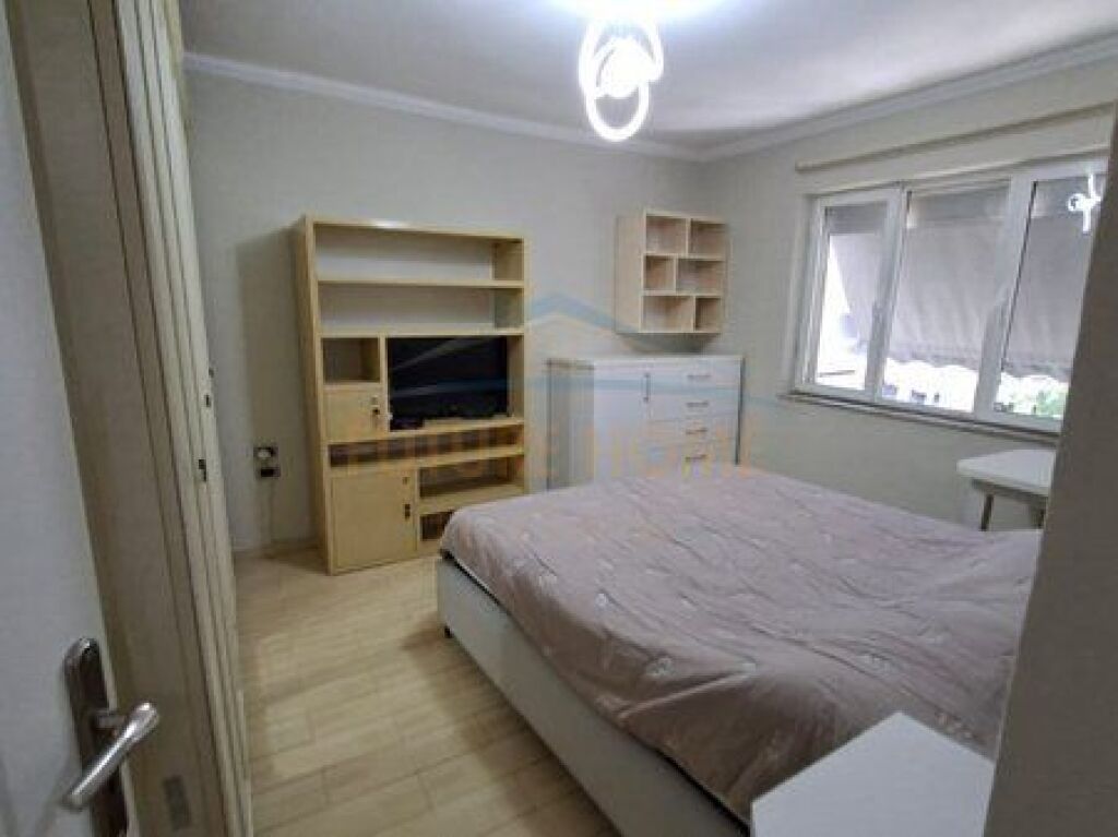 Shitet, Apartament 1+1, Alidem, Tiranë.