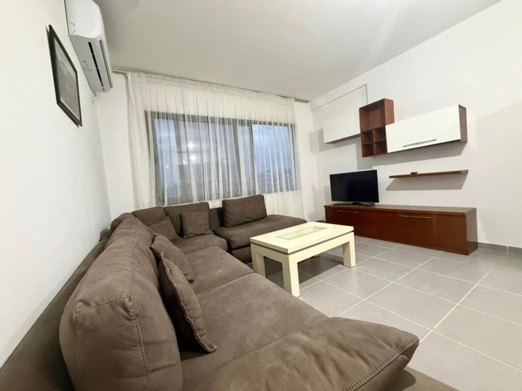 Affitto | Apartament 2 + 1 | Astir | 500 €/mese