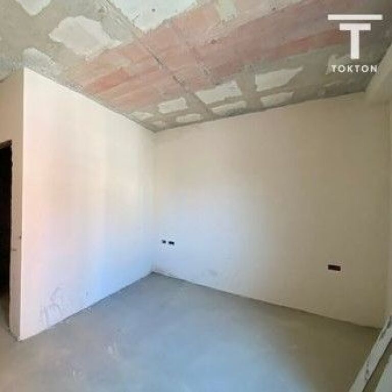 QIRA, AMBIENT BIZNESI, WHITE PALACE RESIDENCE, PASKUQAN